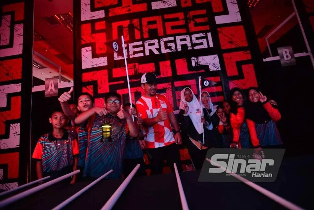 Maze Gergasi dibuka bermula jam 9 pagi hingga 12 tengah malam dengan tiket masuk hanya RM5.