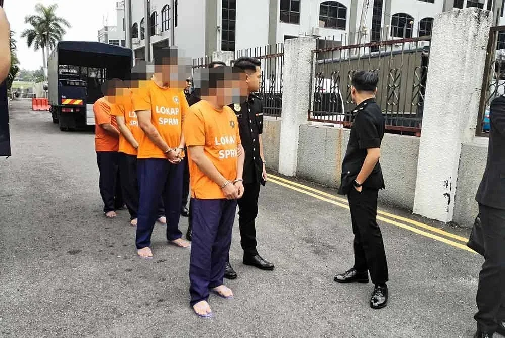 Kesemua suspek direman selama enam hari hingga 1 Ogos ini.