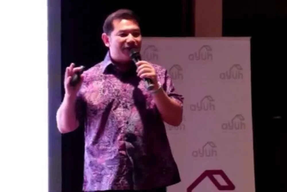 Tangkap layar Rafizi ketika melancarkan Ayuh Malaysia 2025.