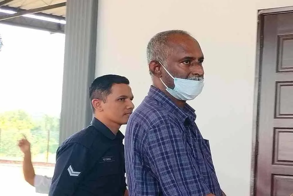 Tertuduh, V Elenggo, 56, berasal dari Seremban bagaimanapun mohon dibicarakan atas kesemua 58 pertuduhan.