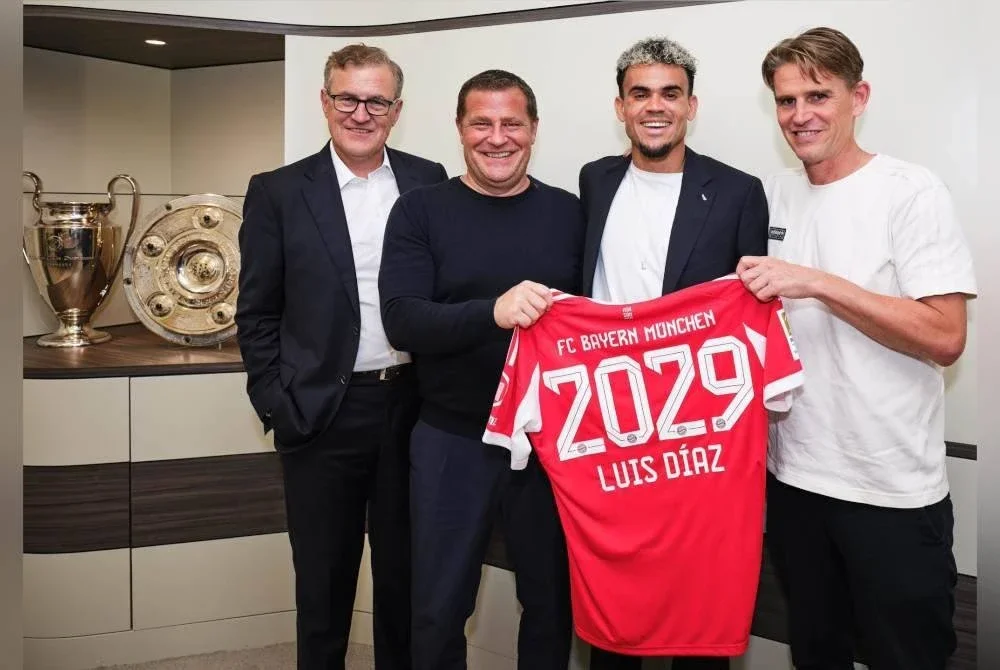 Liverpool meraih RM350 juta selepas menjual Luis Diaz (dua, kanan) ke Bayern Munich. Foto Agensi