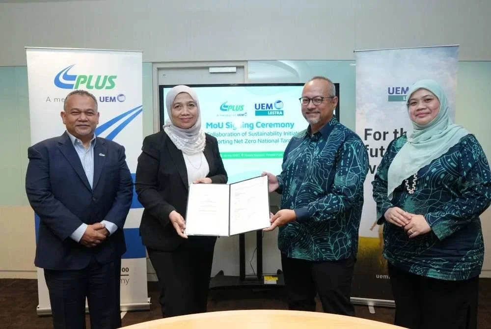 Kerjasama antara PLUS dan UEM Lestra merangkumi cadangan pembangunan ladang solar di atas tanah seluas 81 hektar, Fasa 2 dalam Pelan Utama Konsep Tanah Ayer Keroh oleh PLUS