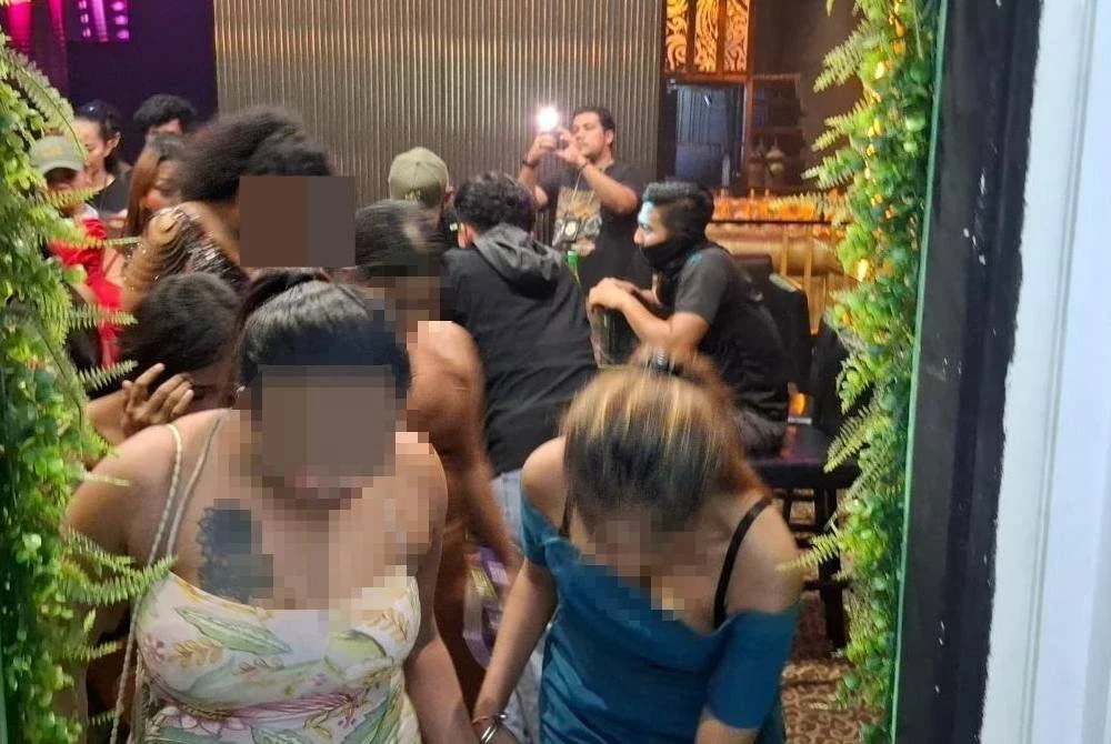 Kesemua individu ditahan dibawa ke Depot Tahanan Imigresen KLIA untuk siasatan lanjut.