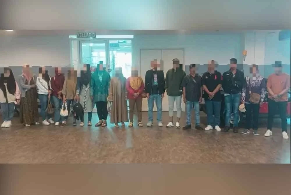 Seramai 16 warga Indonesia telah diusir serta-merta selepas cubaan mereka untuk memasuki Malaysia secara haram.