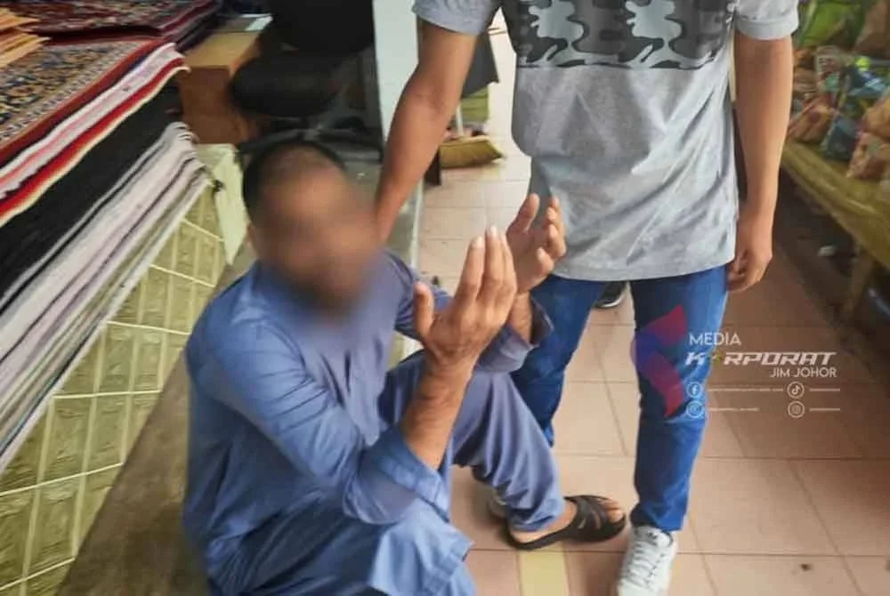 Warga asing yang ditahan dipercayai menjalankan aktiviti perniagaan tanpa dokumen sah serta menyalahgunakan pas yang diberikan.