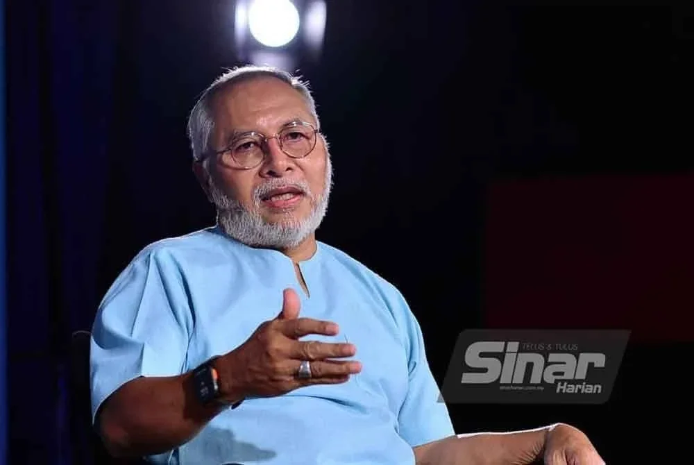 Khir Toyo dalam program Interviu yang bertajuk Dari UMNO ke Bersatu: Episod baharu Khir Toyo dalam politik Malaysia yang berlangsung di Kompleks Karangkraf. Foto SINAR HARIAN