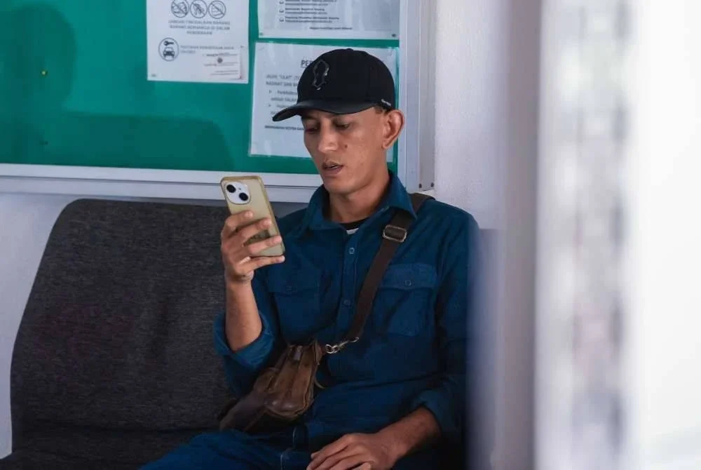 Petani, Mohammad Faisal Mohd Yusof, 37, dihukum penjara enam bulan oleh Mahkamah Sesyen hari ini selepas mengaku bersalah atas pertuduhan membuat dan memulakan hantaran komen yang jelik sifatnya menerusi laman media sosial Facebook pada Februari lepas. Foto Bernama