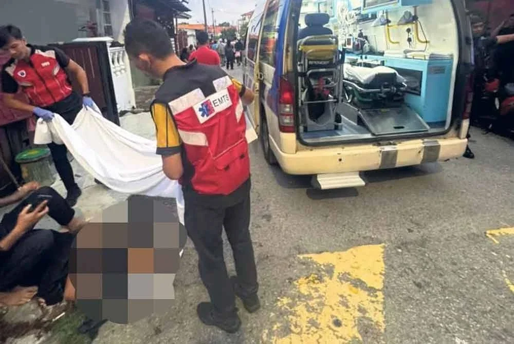 Mangsa berusia 28 tahun meninggal di lokasi.