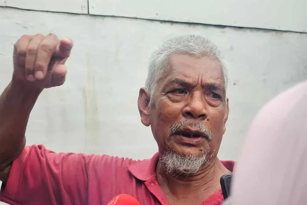 Abd Rahim Abd Rahman menceritakan kembali kejadian ribut yang melanda.