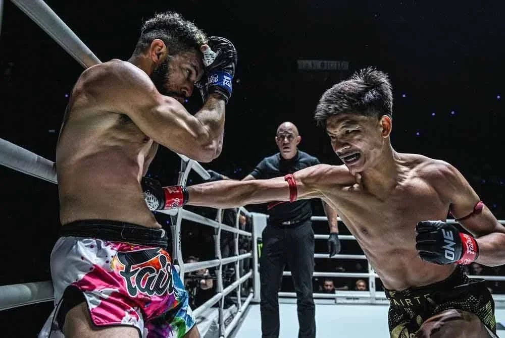Penyertaan Aliff (kanan) di Sukan SEA hujung tahun ini bergantung kepada pelepasan daripada ONE Championship.