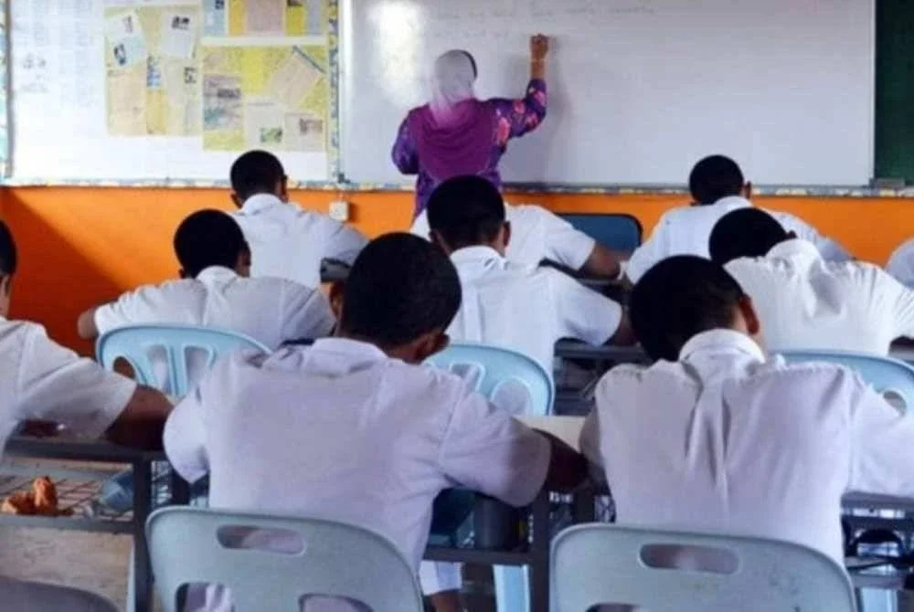 Sekolah menengah setakat umur 16 tahun boleh dilaksanakan kerana ia pembaharuan sistem pendidikan.