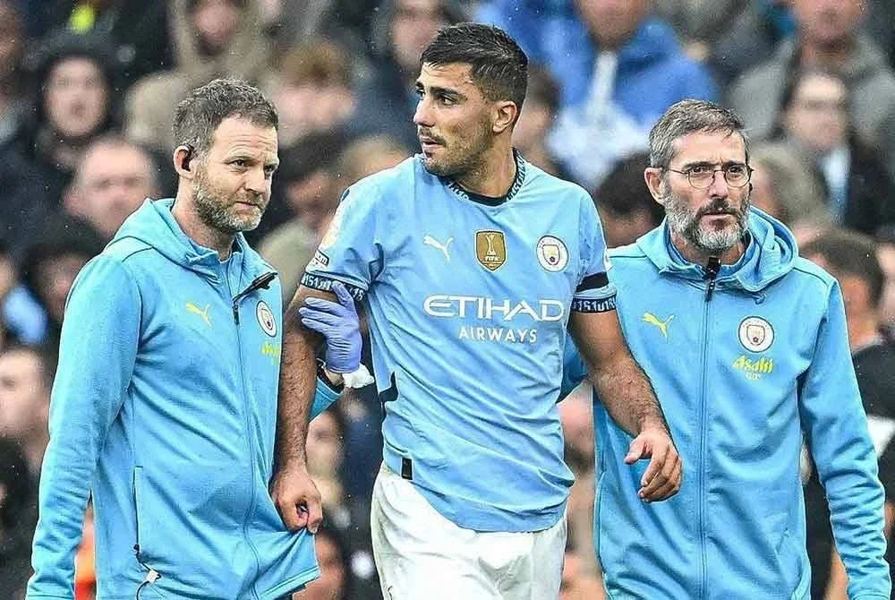 Rodri (tengah) dijangka kembali perkuatkan cabaran Manchester City musim ini. Foto Agensi