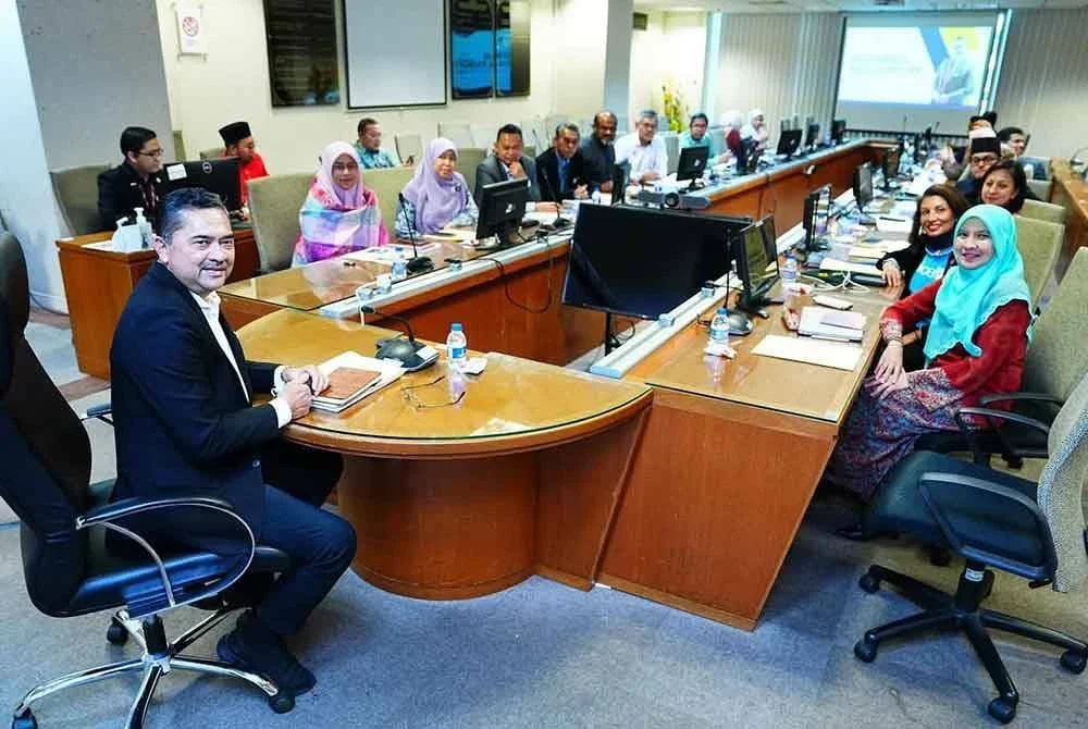 Mesyuarat pertama Jawatankuasa Reformasi Keselamatan Institusi Pendidikan telah berlangsung di Putrajaya pada Jumaat. Foto KPM