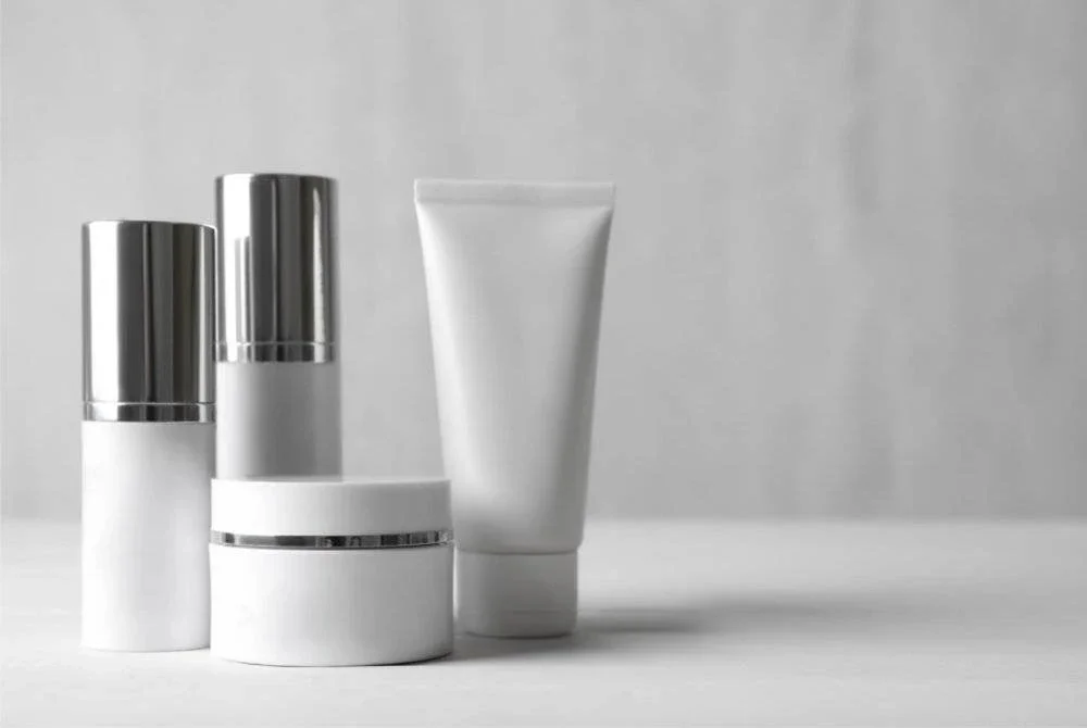 KKM tarik balik tiga produk kosmetik dan tradisional selepas dikesan mengandungi racun berjadual serta merkuri berlebihan. Gambar hiasan 123RF