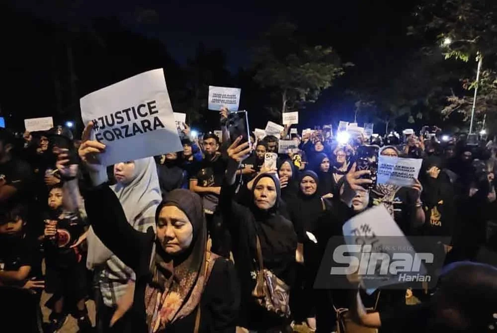 Ribuan warga Ipoh berhimpun di Padang Polo dalam rapat umum #JusticeforZara bagi menuntut keadilan buat Zara Qairina.