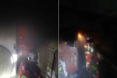 Kebakaran di tingkat satu bangunan tiga tingkat itu menyebabkan mangsa terperangkap akibat asap tebal yang menutupi laluan tangga. Foto JBPM Selangor