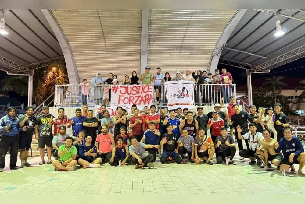 Kempen anti buli diterjemah menerusi aktiviti sukan perlawanan bola sepak persahabatan bekas pelajar sekolah menengah di Beaufort. 