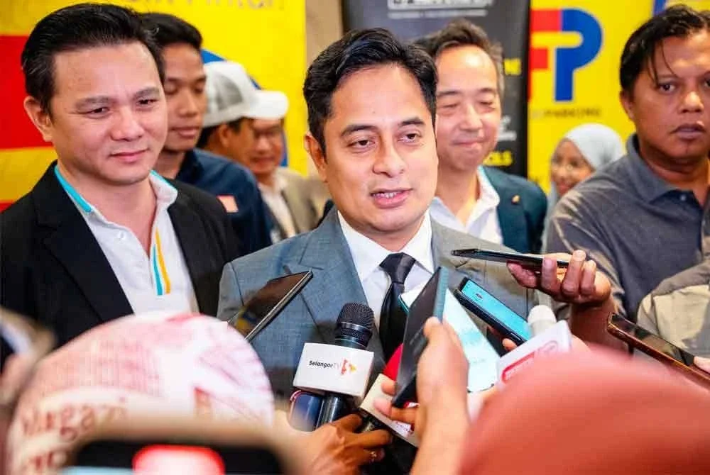 Mohamad Fahmi ketika sidang akhbar selepas Majlis Penyampaian Anugerah Malaysia Book of Records pada Isnin.
