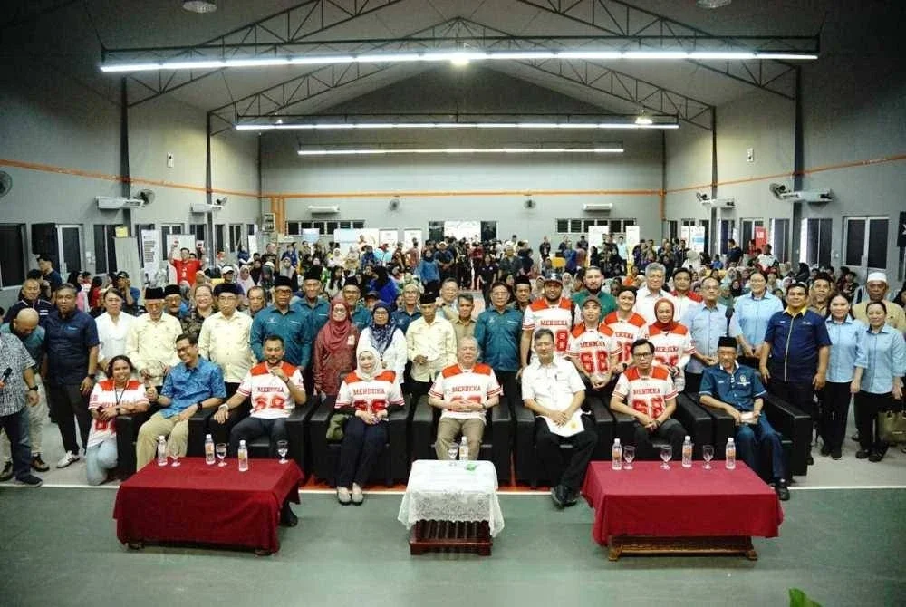 Program berteraskan rakyat anjuran mySalam dengan kerjasama Persatuan Takaful Malaysia dan Pejabat Parlimen Petra Jaya itu berjaya menarik perhatian masyarakat setempat.