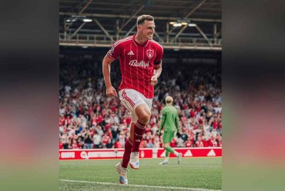 Wood ledak dua gol buat Forest di City Ground. Foto Agensi