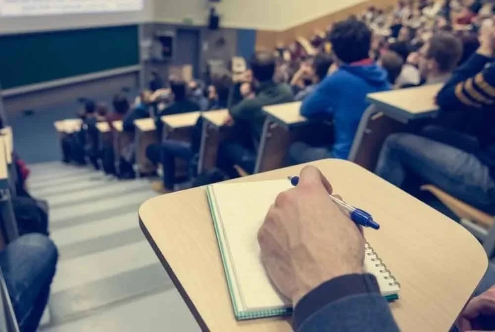 Bantuan tambahan RM100 jelas menunjukkan Kerajaan Madani ambil berat kebajikan mahasiswa.