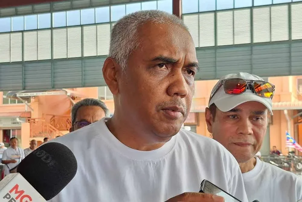 Khairudin ketika ditemui pemberita selepas merasmikan Program Konvoi Merdeka Klasik Mercedes Benz (GPMP) 2025 sempena 50 Tahun Jubli Emas Felcra Nasaruddin di Dataran Cempaka Sari, pada Selasa.