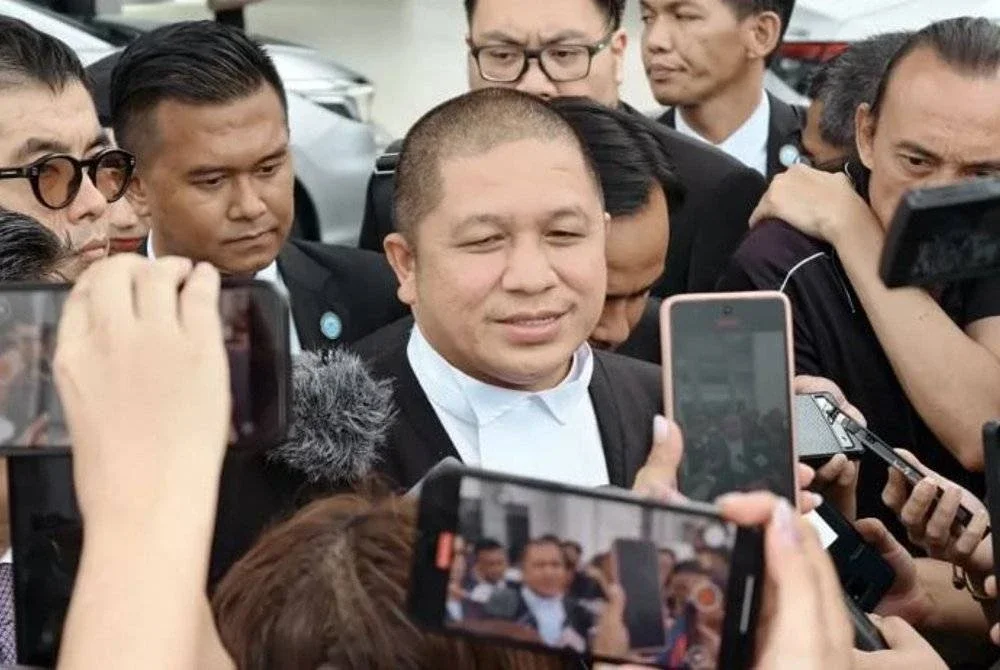 Hamid ditemui di perkarangan Mahkamah Kota Kinabalu, selepas hadir dalam prosiding berkenaan, pagi tadi. - Foto Awani