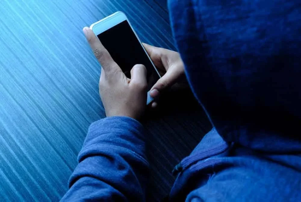 Kumpulan dikenali sebagai Geng Budak Sekolah itu memperoleh pendapatan lebih tinggi hasil menjual bahan lucah, mengatasi gaji ibu bapa mereka sendiri. Gambar hiasan 123rf.