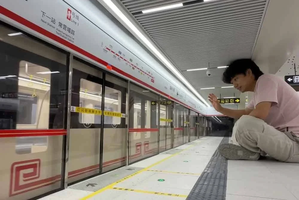 Xing Zhilei mengambil masa 4 bulan untuk disiapkan berdasarkan permintaan para pengikut media sosialnya. - Foto: YouTube Zing's World.