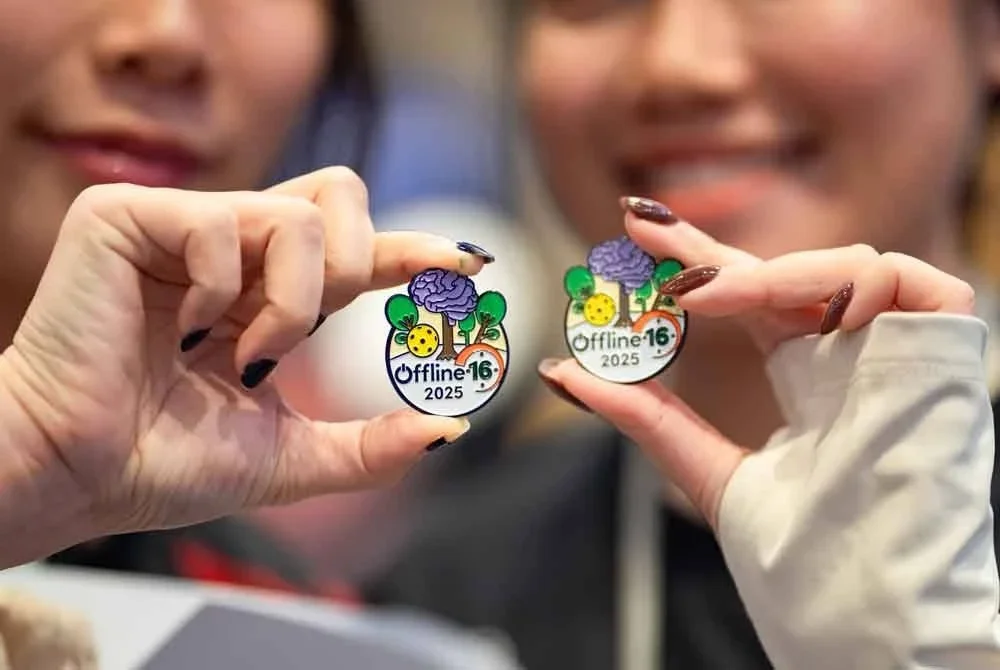 Offline 16 mempromosikan kesejahteraan mental serta memupuk komuniti yang lebih kukuh.