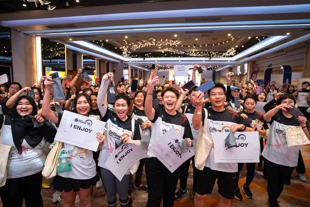 Offline 16 menggalakkan orang ramai berehat daripada dunia digital.