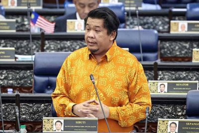 Lukanisman ketika Mesyuarat Kedua, Penggal Keempat Parlimen ke-15 Persidangan Dewan Rakyat di Bangunan Parlimen hari ini. - Foto: Bernama