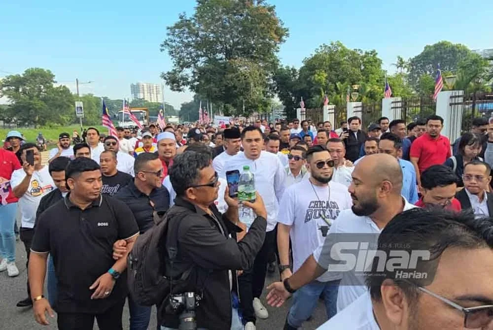 Ketua Pemuda UMNO, Datuk Dr Muhamad Akmal Saleh mengaku tidak bersalah terhadap pertuduhan mengeluarkan kenyataan yang mendatangkan kegusaran awam di Mahkamah Majisrer Bukit Mertajam pada Jumaat.