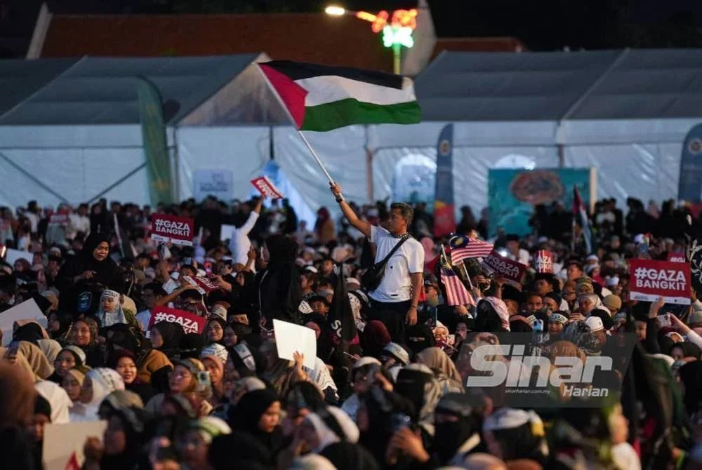 Solidariti rakyat Malaysia diterjemahkan bukan sahaja dengan doa dan selawat, tetapi juga pelepasan delegasi aktivis membawa bantuan ke Gaza melalui misi flotilla. oto Sinar Harian ROSLI TALIB