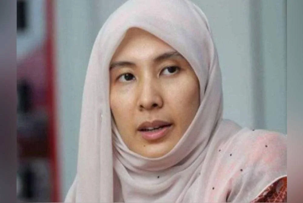 Nurul Izzah.