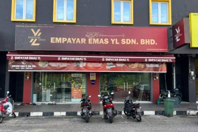 Empayar Emas YL yang diasaskan di Changlun, Kedah kini sudah melebarkan ke sayap dengan membuka beberapa cawangan di seluruh negara.