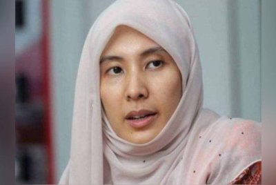 Nurul Izzah.