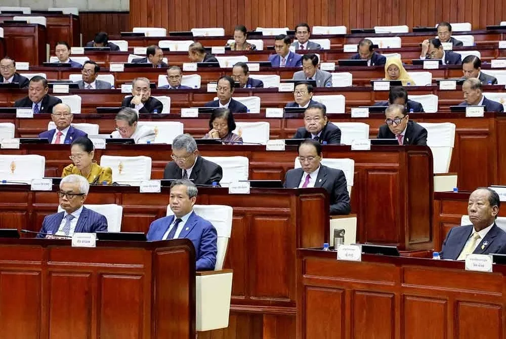 Parlimen Kemboja pada Isnin meluluskan rang undang-undang yang membolehkan individu yang 'bersekongkol' dengan negara asing dilucutkan kewarganegaraan mereka. Foto AFP