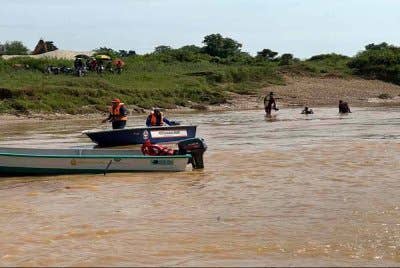 PPDA melakukan selaman bagi mencari mangsa.