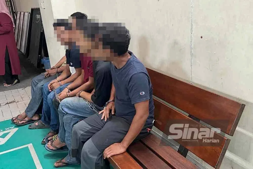Kesemua mereka ditahan dalam sebuah rumah.
FOTO SINAR HARIAN - ADILA SHARINNI WAHID