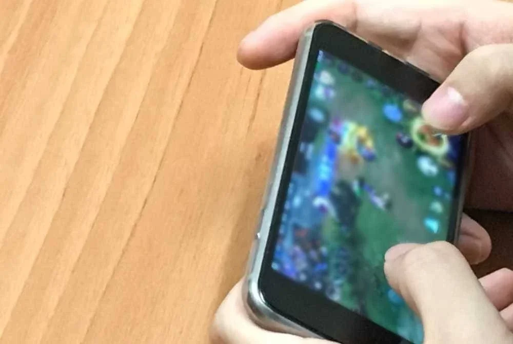 PERMAINAN video antara aktiviti yang menjadi pilihan kebanyakan orang bagi mengisi masa terluang pada era digital kini. -Gambar hiasan/ Foto: CANVA