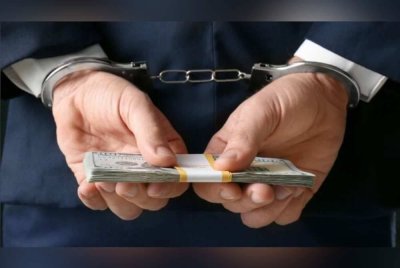 Rasuah bukan sekadar salah laku individu tetapi gejala sistemik yang meruntuhkan kepercayaan rakyat dan mengancam kedaulatan negara. Gambar hiasan