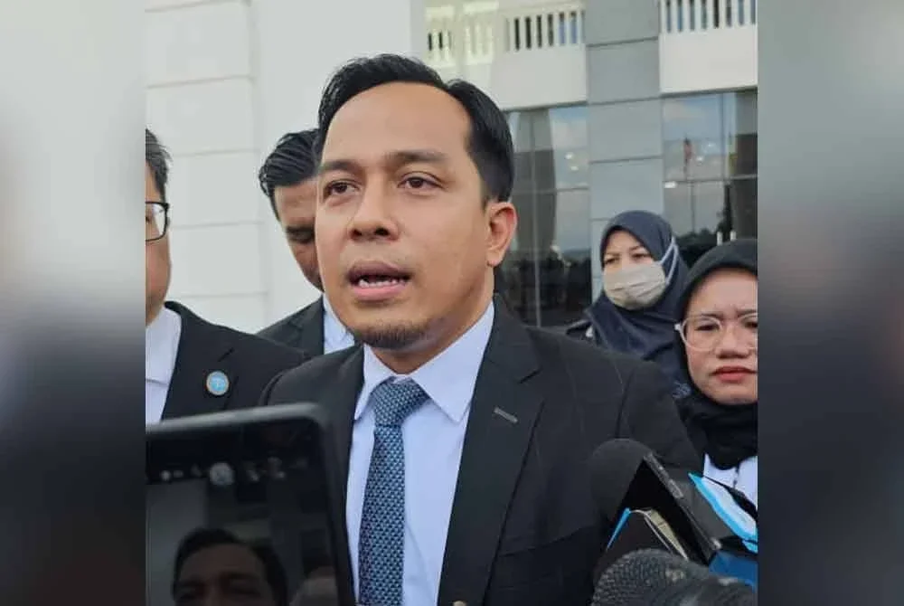 Shahlan ketika ditemui pemberita di pekarangan Mahkamah Kota Kinabalu selepas selesai prosiding pendengaran permohonan untuk menjadi pihak berkepentingan dalam inkues kematian Zara Qairina.