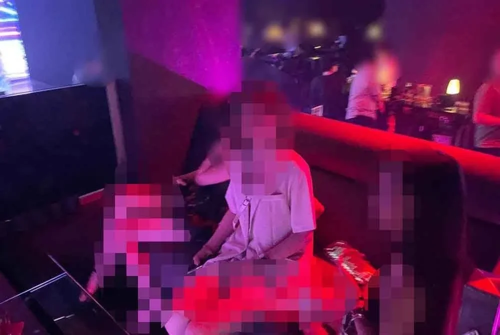 Antara wanita warga asing yang ditahan dalam serbuan dijalankan, Selasa lalu.