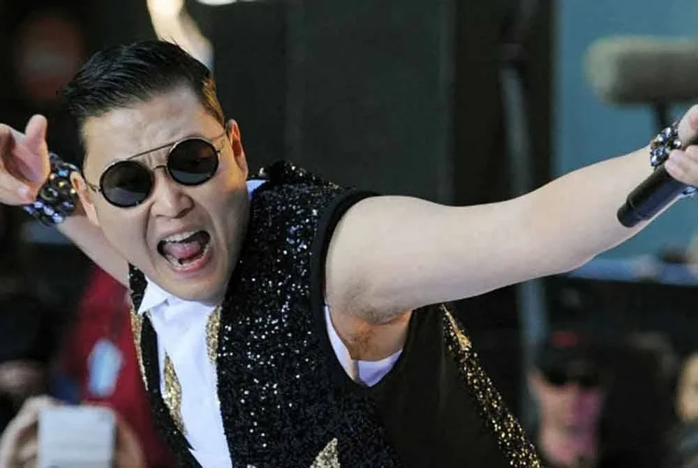 Penyanyi K-pop, Psy ketika membuat persembahan di Sydney. - AFP