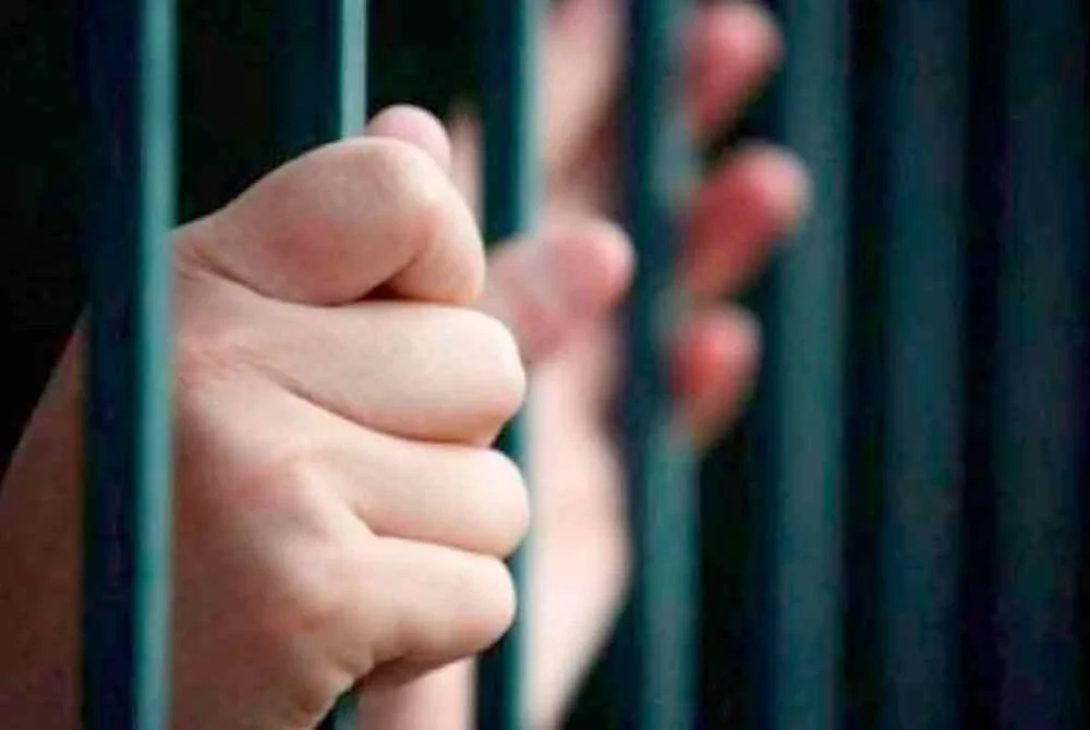 Chiew tekad meninggalkan kegiatan jenayah selepas insaf menjadi 'orang suruhan' sindiket along. Foto hiasan