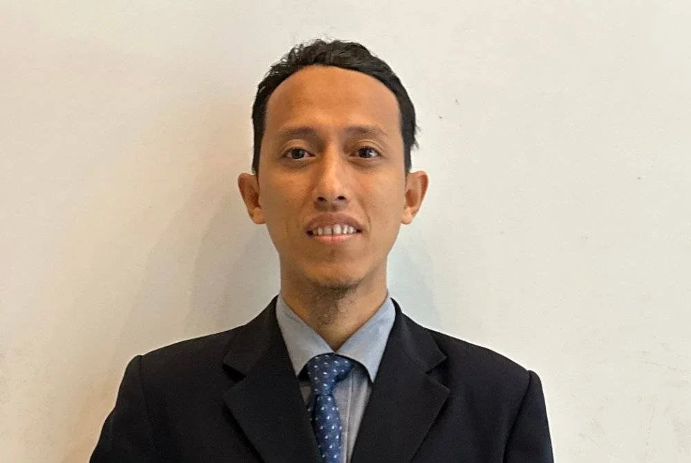 DR MOHD SHAFIQ 