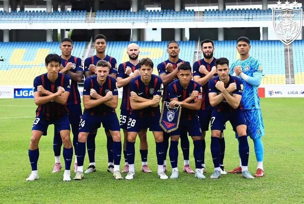JDT meneruskan rentak sempurna dalam kempen Liga Super 2025/26 apabila menewaskan Imigresen FC, 3-0 di Stadium Negeri Batu Kawan, Pulau Pinang, pada Khamis.
