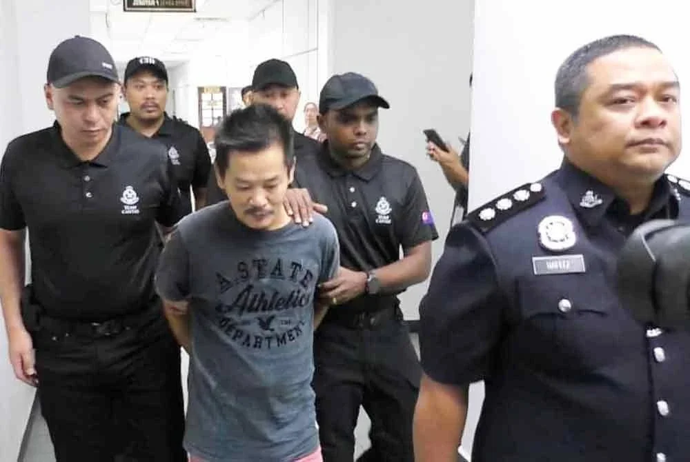 Thiam Poh didakwa di Mahkamah Sesyen Johor Bahru atas pertuduhan menjadi ahli kumpulan jenayah terancang.