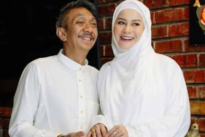 Pelakon dan usahawan Datin Rebecca Nur Al-Islam, 39, menjadi perhatian warga maya selepas memuat naik hantaran terbaharunya di Instagram.